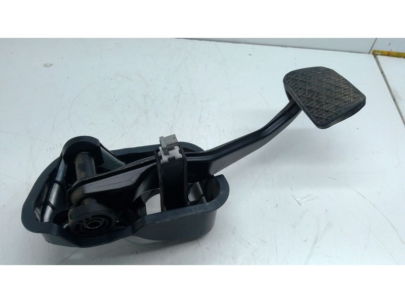 Recambio de pedal freno para mercedes-benz clase e (w213) e 220 d (213.004) referencia OEM IAM   