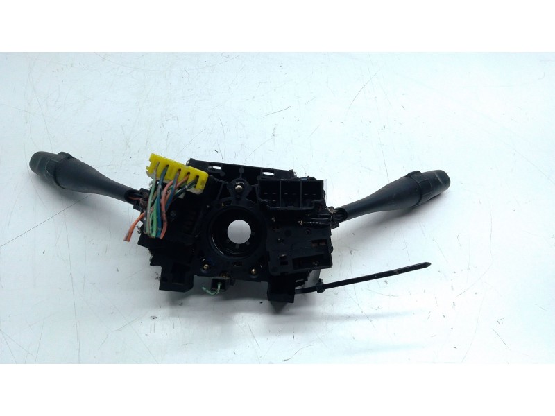 Recambio de mando intermitentes y limpia para nissan terrano ii (r20) 2.7 tdi 4wd referencia OEM IAM   