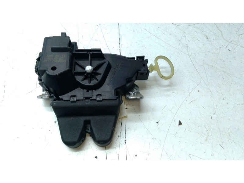 Recambio de cerradura maletero / porton para mercedes-benz clase e (w213) e 220 d (213.004) referencia OEM IAM A1177500085  