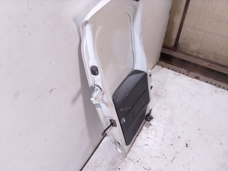 Recambio de puerta trasera derecha carga para fiat doblo cargo (263_) 1.3 d multijet (263wxu1a) referencia OEM IAM   