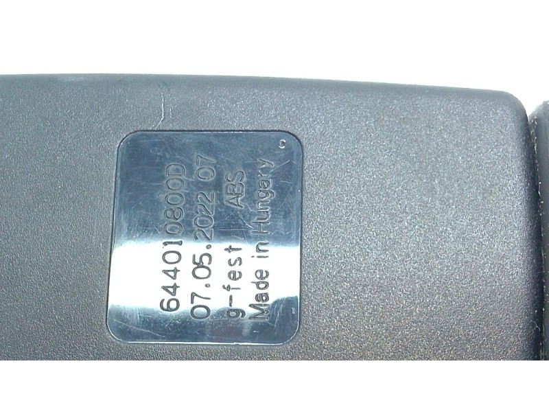 Recambio de enganche cinturon trasero central para mercedes-benz clase e (w213) e 220 d (213.004) referencia OEM IAM 6440108000 