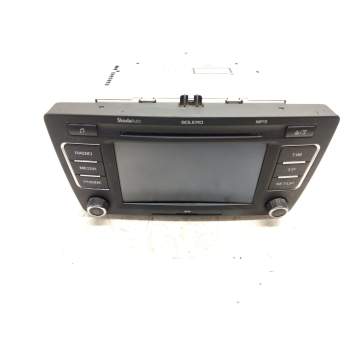 SISTEMA AUDIO / RADIO CD 1Z0035156F 