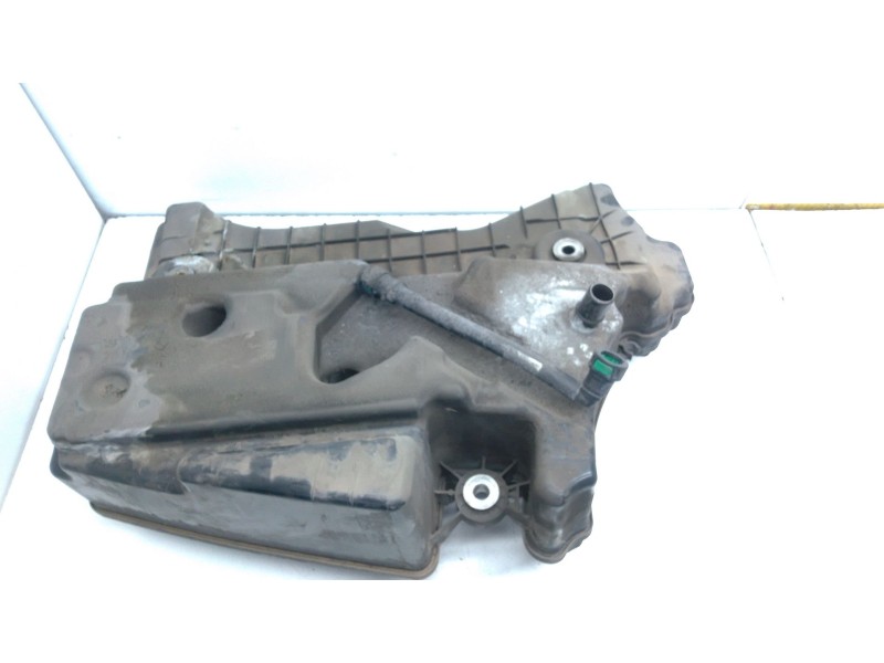 Recambio de deposito adblue para mercedes-benz clase e (w213) e 220 d (213.004) referencia OEM IAM   
