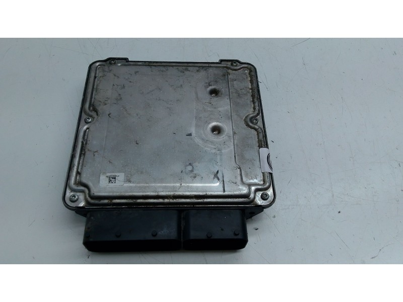 Recambio de centralita motor uce para seat toledo (kg3) 1.6 tdi referencia OEM IAM   