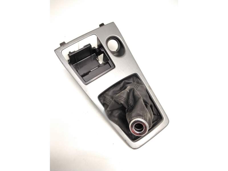 Recambio de guarnecidos palanca cambio para nissan primera (p11) 2.0 16v referencia OEM IAM 969352F910  