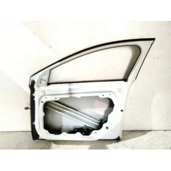 Recambio de puerta delantera derecha para volvo v40 cross country referencia OEM IAM 32321019  