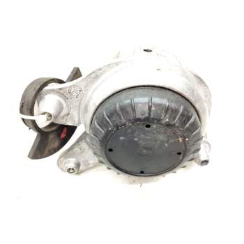 SOPORTE MOTOR DERECHO INFERIOR A2132407300 
