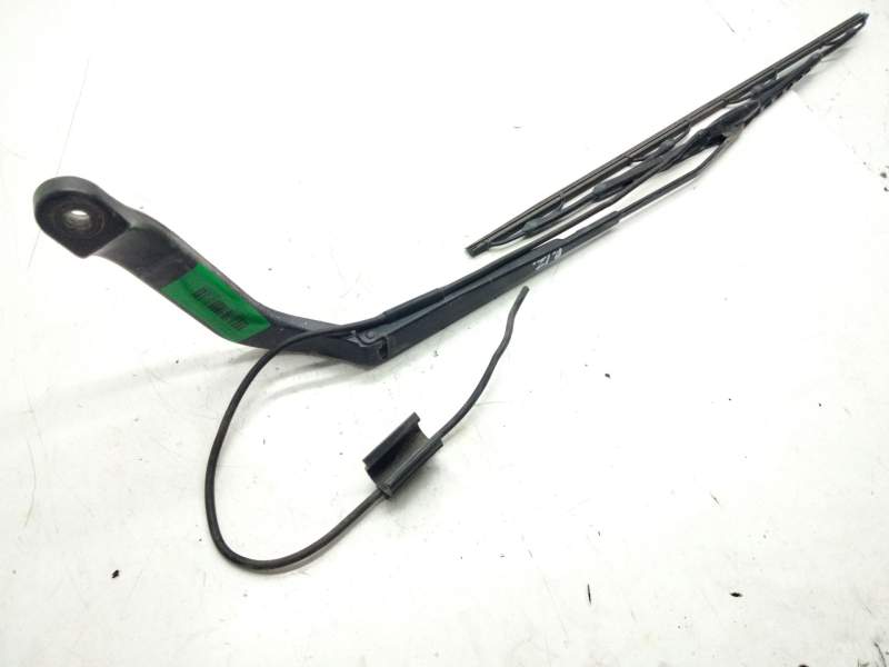 Recambio de brazo limpia delantero izquierdo para daf fa laf 45.220 referencia OEM IAM   