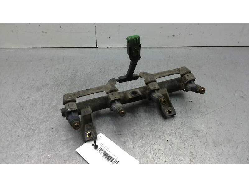Recambio de rampa inyectora para peugeot 306 break style referencia OEM IAM   