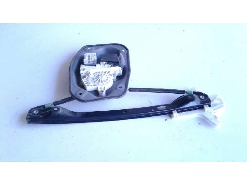 Recambio de elevalunas trasero derecho para volkswagen golf v berlina (1k1) sportline referencia OEM IAM 993423200  