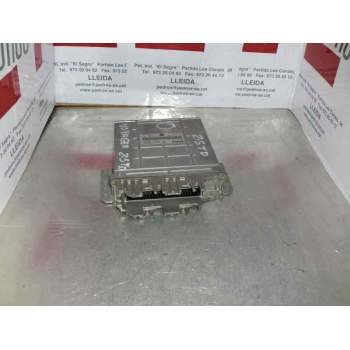 CENTRALITA MOTOR UCE 8281001333810 PB4686757 28SA2853