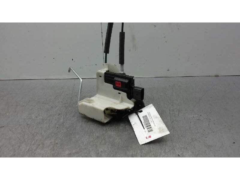 Recambio de cerradura puerta trasera derecha para hyundai i10 basis referencia OEM IAM 81420B9020  