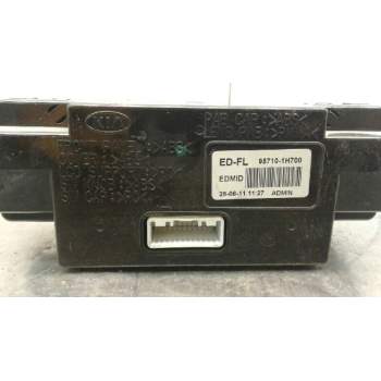Recambio de pantalla multifuncion para kia cee´d 1.6 crdi cat referencia OEM IAM 957101H700  