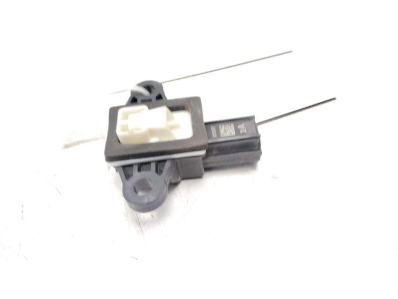 Recambio de sensor impacto airbag para volvo xc60 ii (246) b4 mild-hybrid awd referencia OEM IAM 31406731  