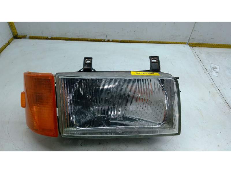 Recambio de faro izquierdo para volkswagen t4 bus (mod. 1991) caravelle referencia OEM IAM 701941017  