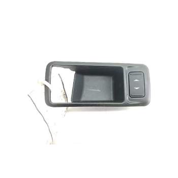 MANDO ELEVALUNAS DELANTERO DERECHO 3M51R22A36 