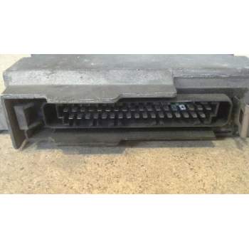 Recambio de centralita motor uce para citroën xantia berlina 1.6 referencia OEM IAM 9624537980 IAW8P13 16240134