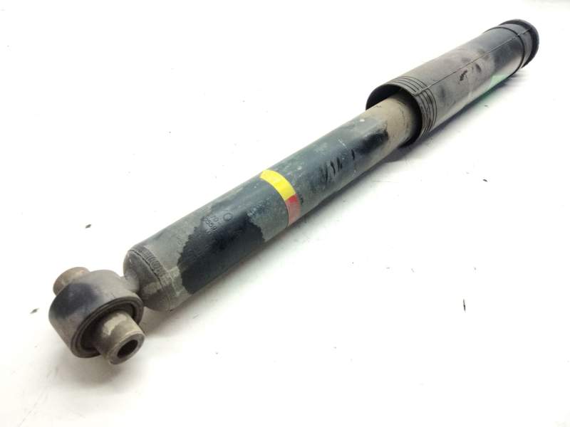 Recambio de amortiguador trasero derecho para toyota auris referencia OEM IAM 4853002E70  