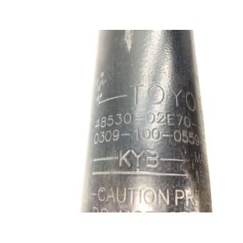 Recambio de amortiguador trasero derecho para toyota auris referencia OEM IAM 4853002E70  