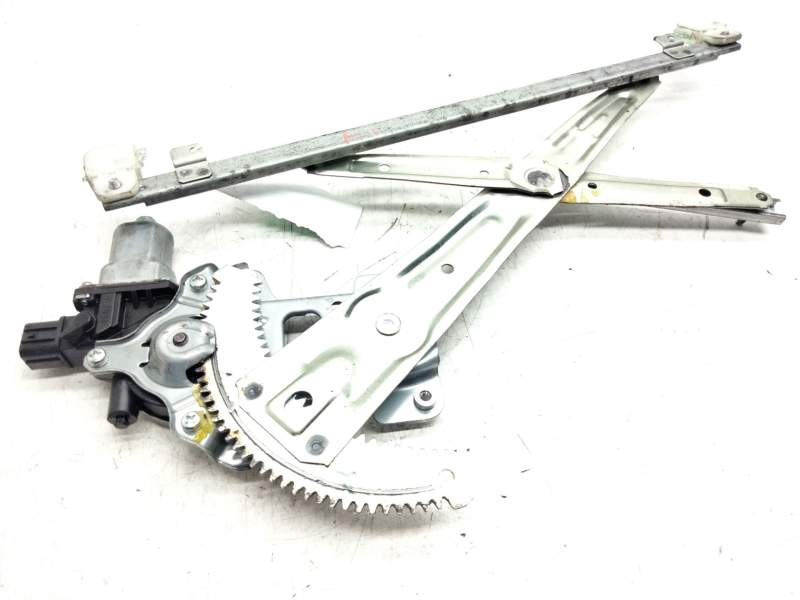 Recambio de elevalunas delantero izquierdo para mitsubishi outlander (cw0) 2.0 di-d cat referencia OEM IAM   