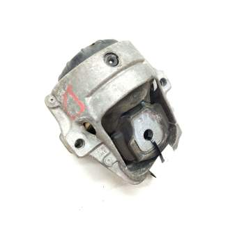 SOPORTE MOTOR DERECHO INFERIOR 