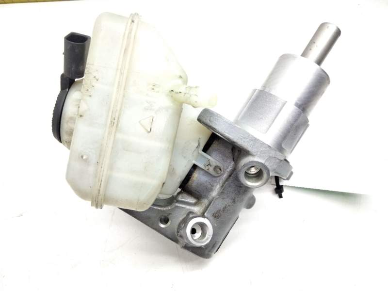 Recambio de bomba freno para audi a5 sportback (8t) 2.0 16v tdi referencia OEM IAM 8K0611301A  