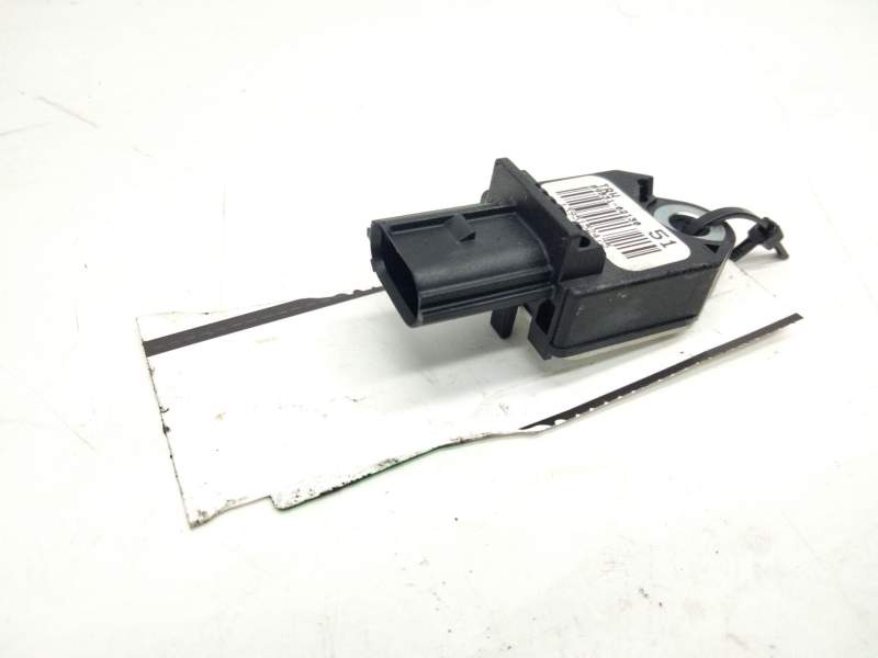 Recambio de sensor impacto airbag para toyota auris referencia OEM IAM 8983082130  