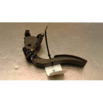 Recambio de potenciometro pedal para renault clio iv dynamique referencia OEM IAM 180029347R  
