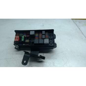 CAJA FUSIBLES A1645400272 