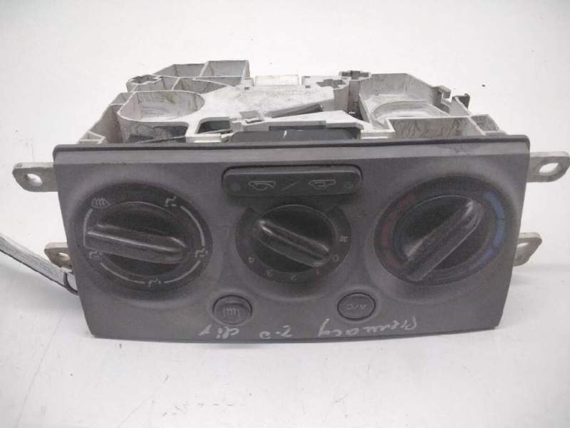 Recambio de mando calefaccion aire acondicionado para mazda premacy (cp) 2.0 turbodiesel referencia OEM IAM   126764