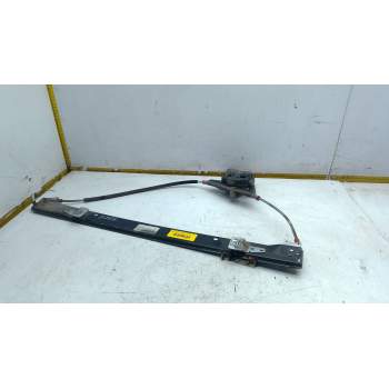 ELEVALUNAS DELANTERO DERECHO 5801482026 
