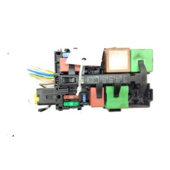 Recambio de caja reles para citroën ds 7 ds 7 crossback buehdi referencia OEM IAM 9806192580  