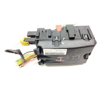 Recambio de caja reles para citroën ds 7 ds 7 crossback buehdi referencia OEM IAM 9806192580  