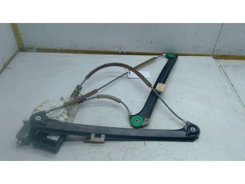 Recambio de elevalunas delantero derecho para audi a3 (8p1) 2.0 tdi referencia OEM IAM 8P4837462C  