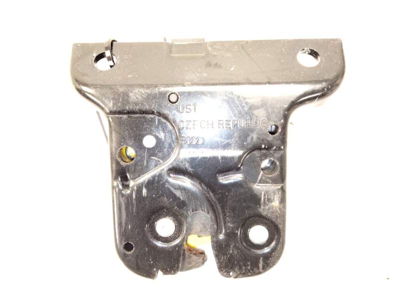 Recambio de cerradura maletero / porton para audi a3 (8p1) 2.0 tdi referencia OEM IAM 8P3827505  
