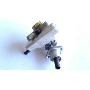 Recambio de bomba freno para volkswagen t4 transporter/furgoneta (mod. 1991) caja cerrada referencia OEM IAM   
