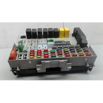 Recambio de caja fusibles para opel zafira a elegance referencia OEM IAM 6238019  