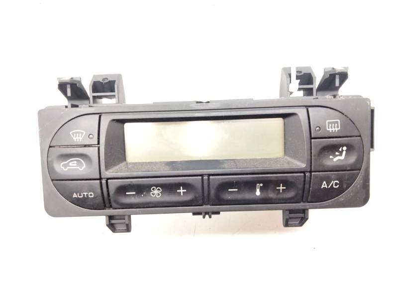 Recambio de mando calefaccion aire acondicionado para citroën c2 vtr referencia OEM IAM 96588239XT  