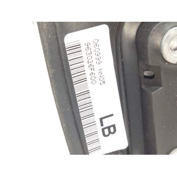 Recambio de retrovisor izquierdo para nissan micra ii (k11) 1.0 i 16v referencia OEM IAM 963026F600  