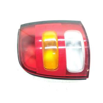 PILOTO TRASERO DERECHO 236030020R 265506F600 
