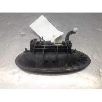 Recambio de maneta exterior trasera derecha para renault laguna (b56) 1.8 rn (b56b) referencia OEM IAM 7700821372  