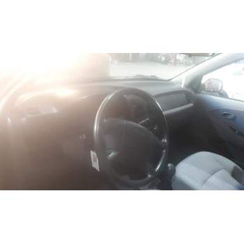kia rio del año 2002