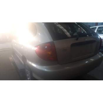 kia rio del año 2002