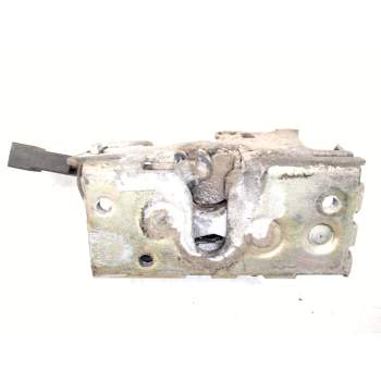 CERRADURA PUERTA LATERAL DERECHA A6387300335 