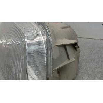 Recambio de faro derecho para hyundai h 1 h 1 furg.caja cerr.c. puerta referencia OEM IAM 921044A510  
