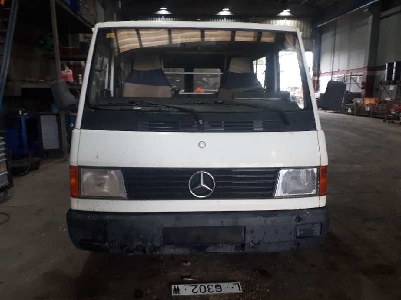 mercedes mb 100 d caja cerrada / combi del año 1993