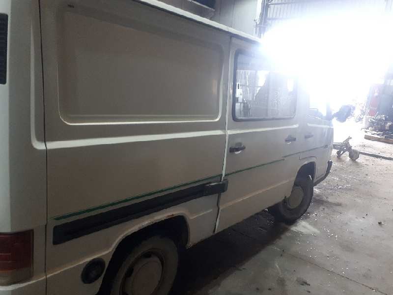 mercedes mb 100 d caja cerrada / combi del año 1993
