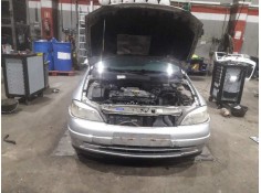 opel astra g berlina del año 2000