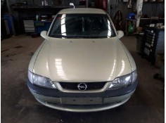 opel vectra b berlina del año 1996