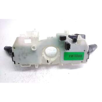Recambio de mando multifuncion para nissan nv400 pritsche doppelkabine 2.3 dci diesel cat referencia OEM IAM 681720005RC 3925 